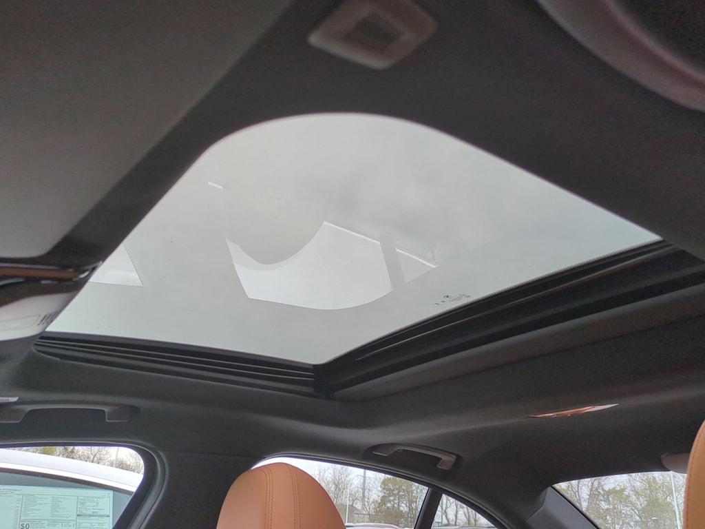 Thumbnail: 2025 BMW 3 Series - 27