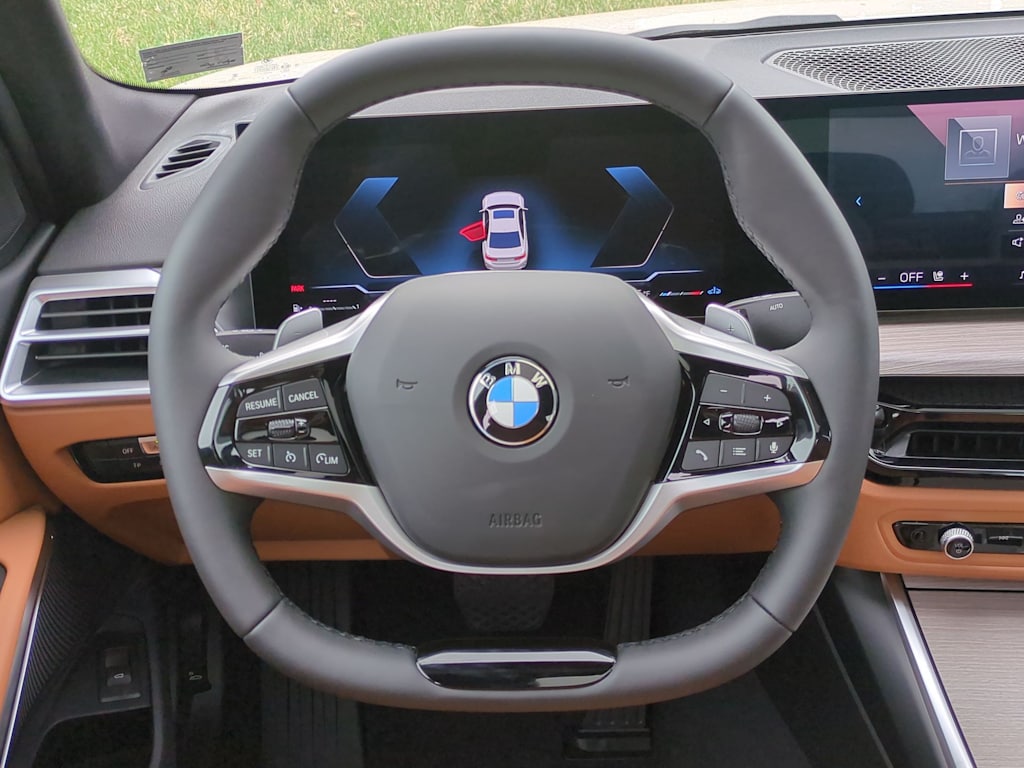 Thumbnail: 2025 BMW 3 Series - 13