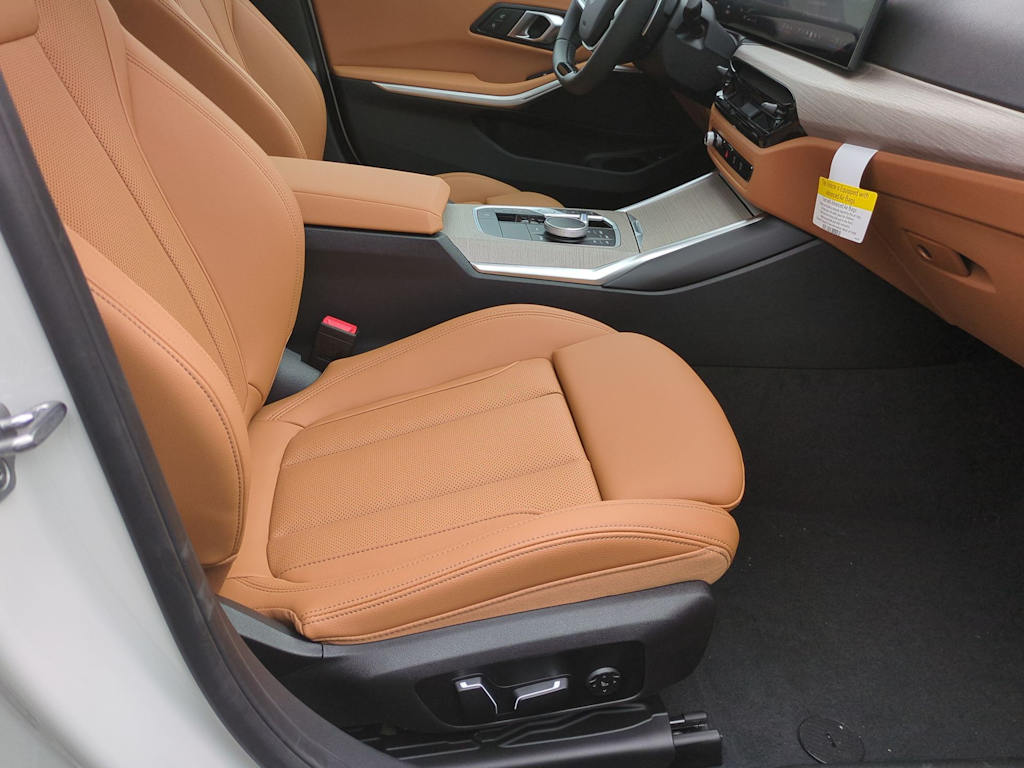 Thumbnail: 2025 BMW 3 Series - 11