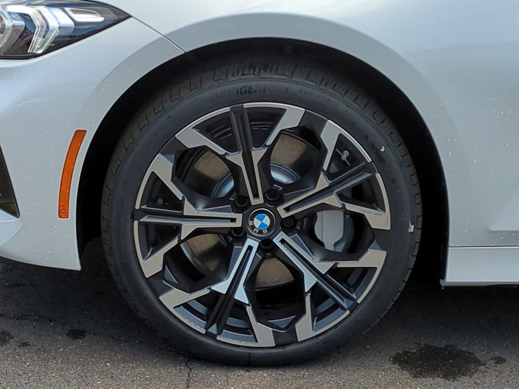 Thumbnail: 2025 BMW 3 Series - 8