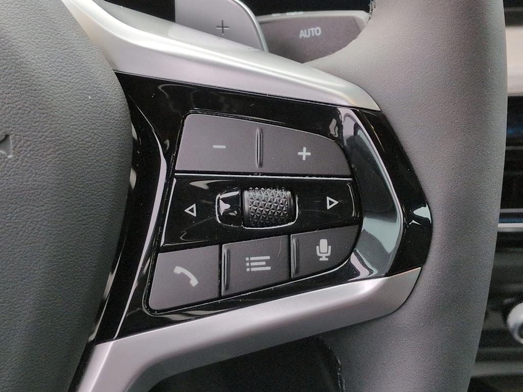 Thumbnail: 2026 BMW 3 Series - 31