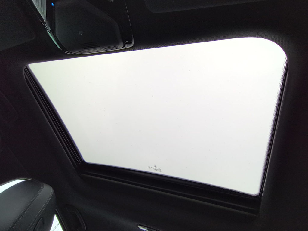 Thumbnail: 2026 BMW 3 Series - 26