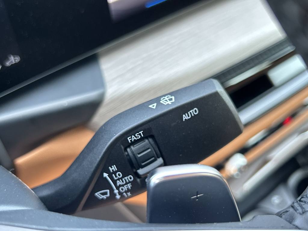 Thumbnail: 2025 BMW 3 Series - 34