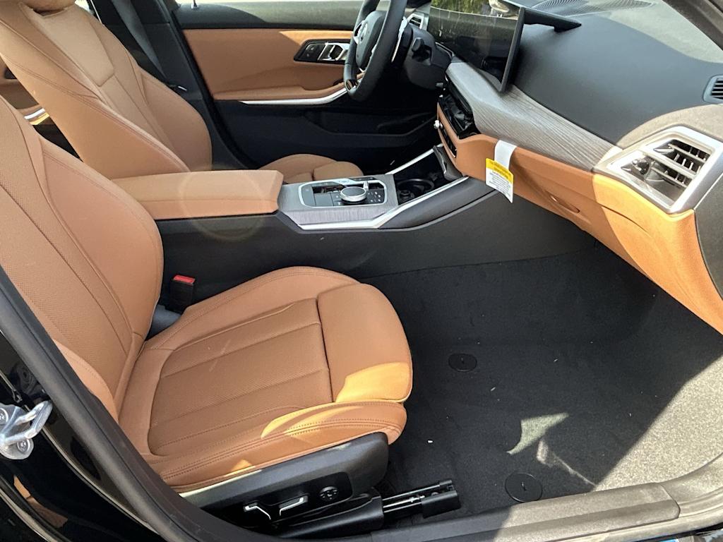 Thumbnail: 2025 BMW 3 Series - 12