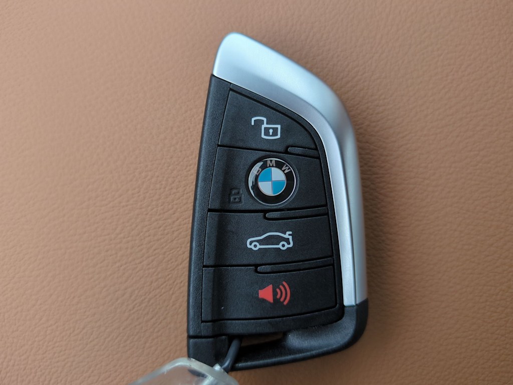 Thumbnail: 2025 BMW 3 Series - 18