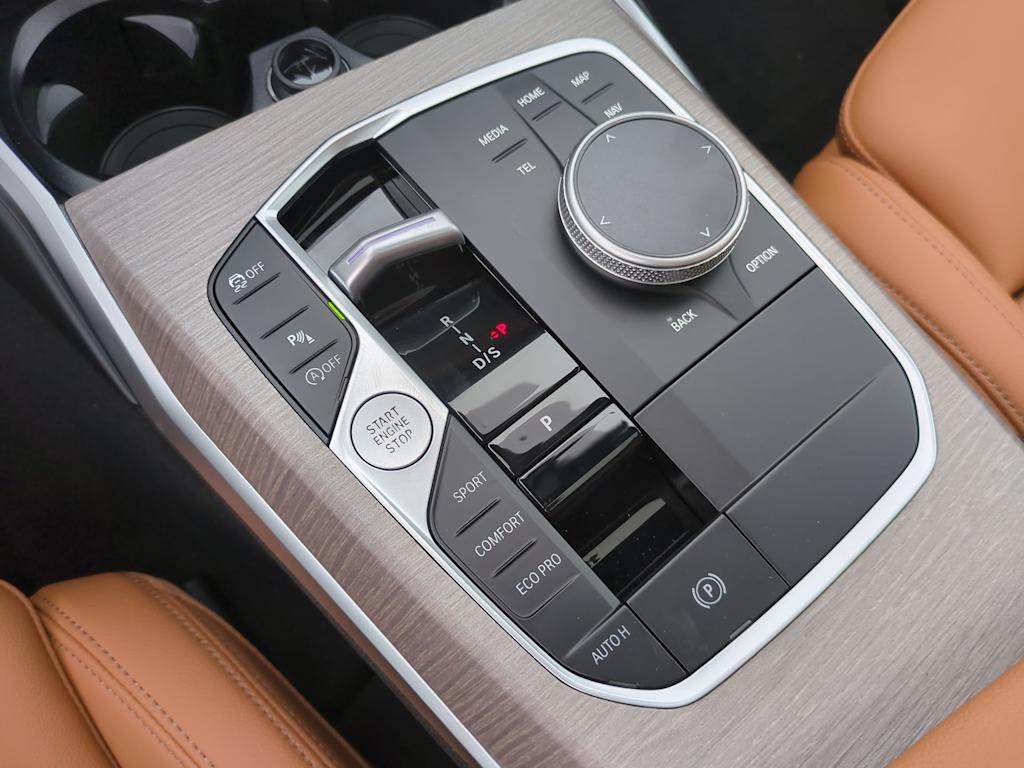 Thumbnail: 2025 BMW 3 Series - 15