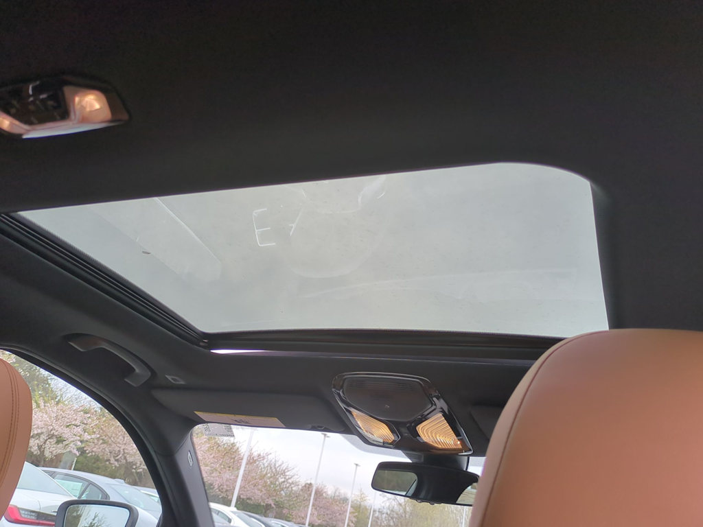 Thumbnail: 2025 BMW 3 Series - 30