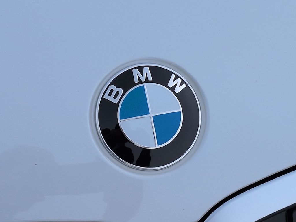Thumbnail: 2025 BMW 3 Series - 7