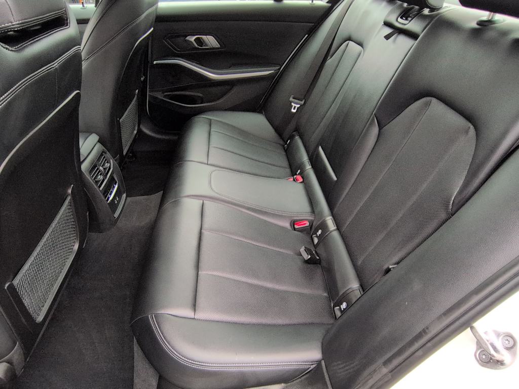 Thumbnail: 2023 BMW 3 Series - 27