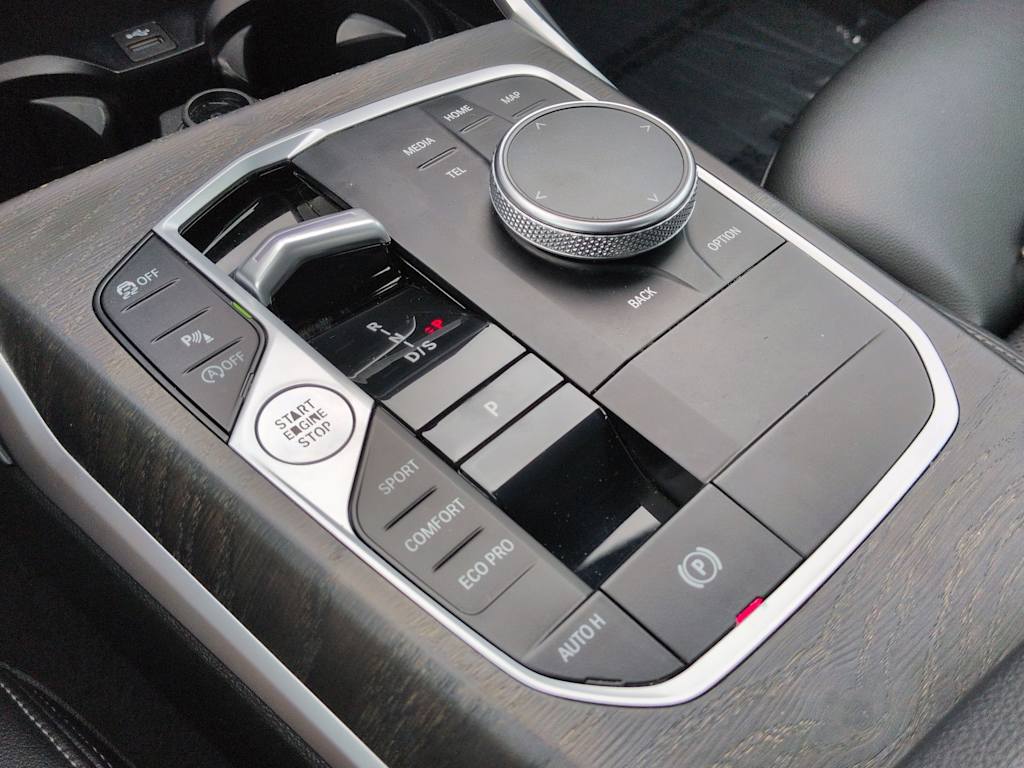 Thumbnail: 2023 BMW 3 Series - 37