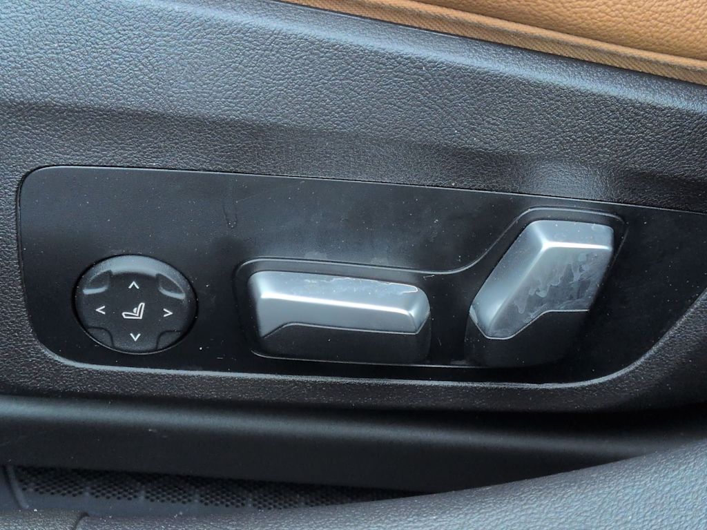 Thumbnail: 2023 BMW 3 Series - 26