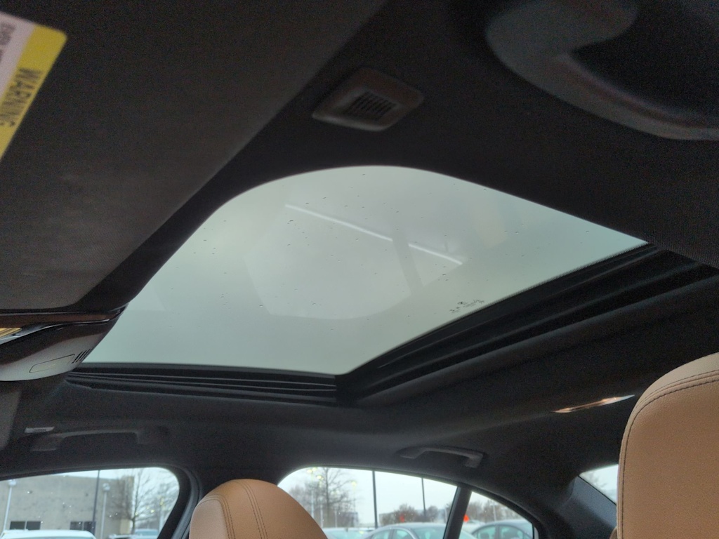 Thumbnail: 2023 BMW 3 Series - 27