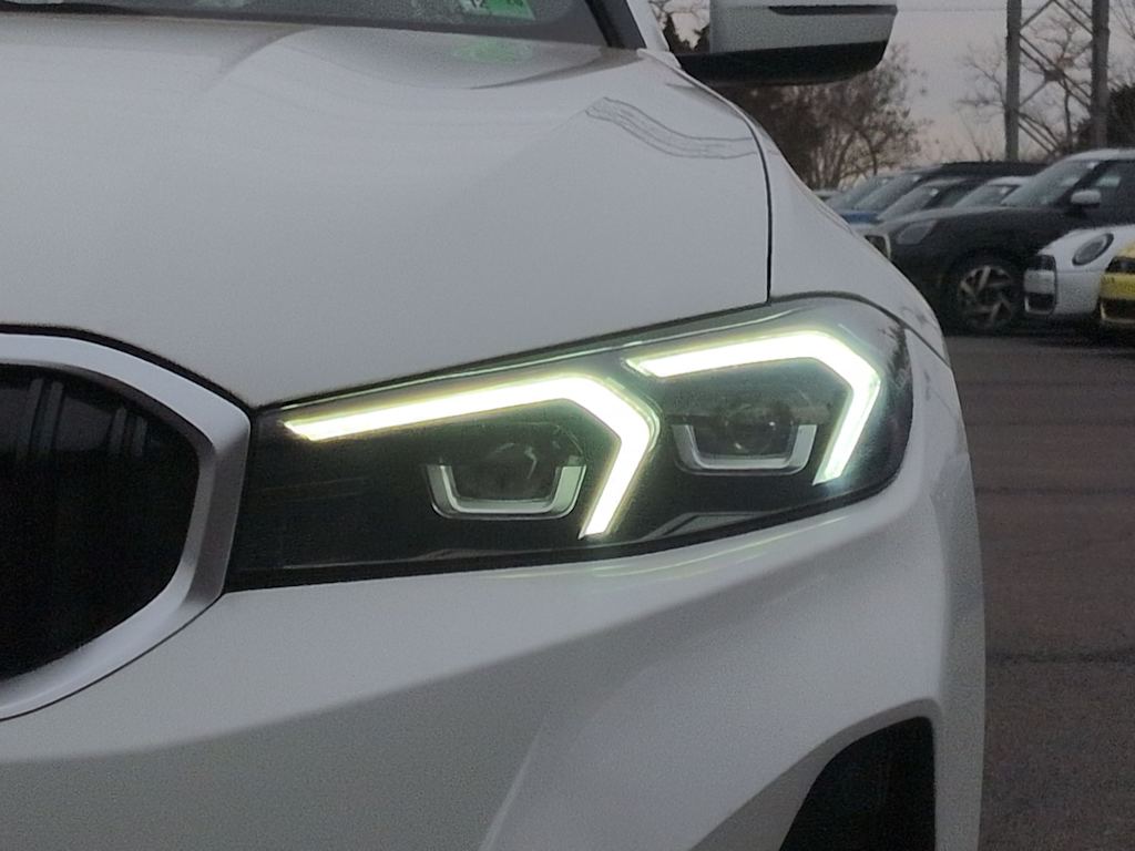 Thumbnail: 2023 BMW 3 Series - 23