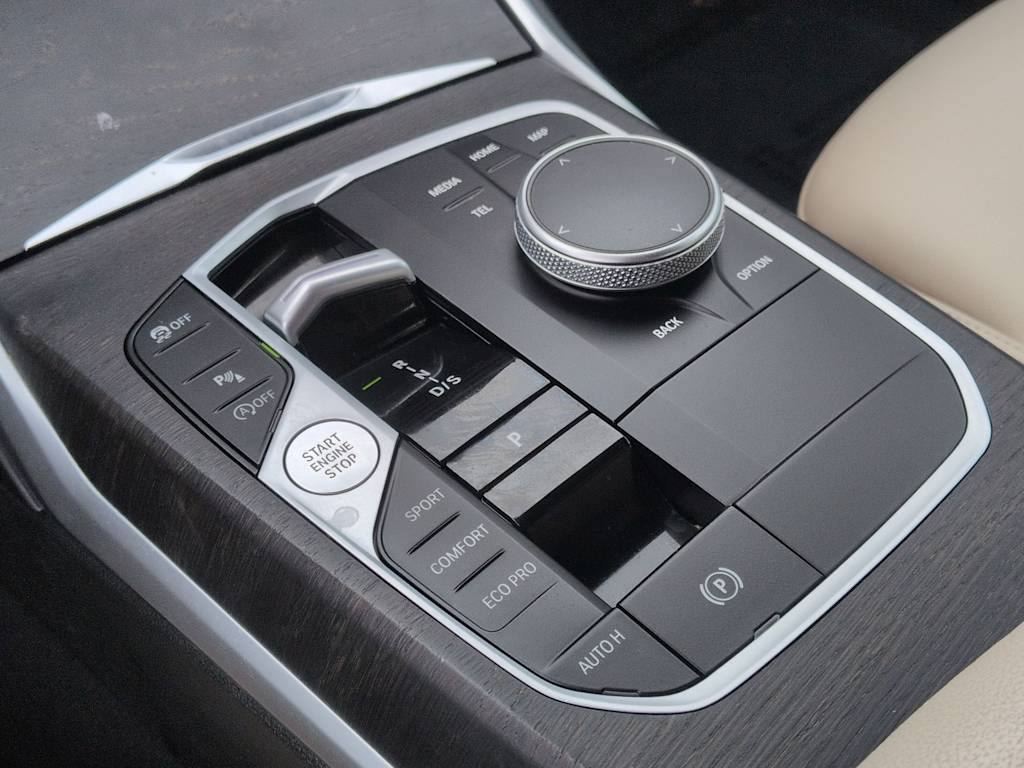 Thumbnail: 2023 BMW 3 Series - 37