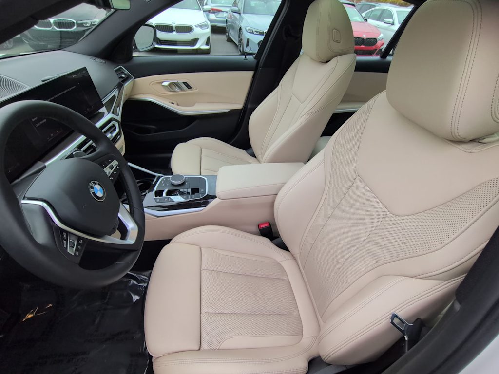 Thumbnail: 2023 BMW 3 Series - 12