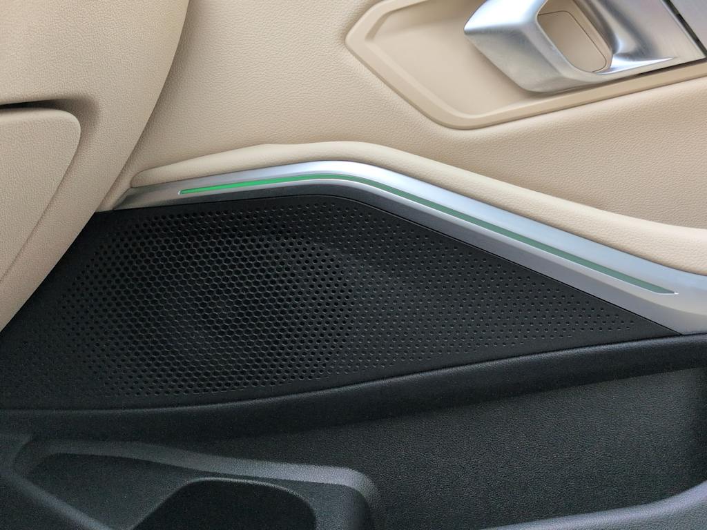 Thumbnail: 2023 BMW 3 Series - 36