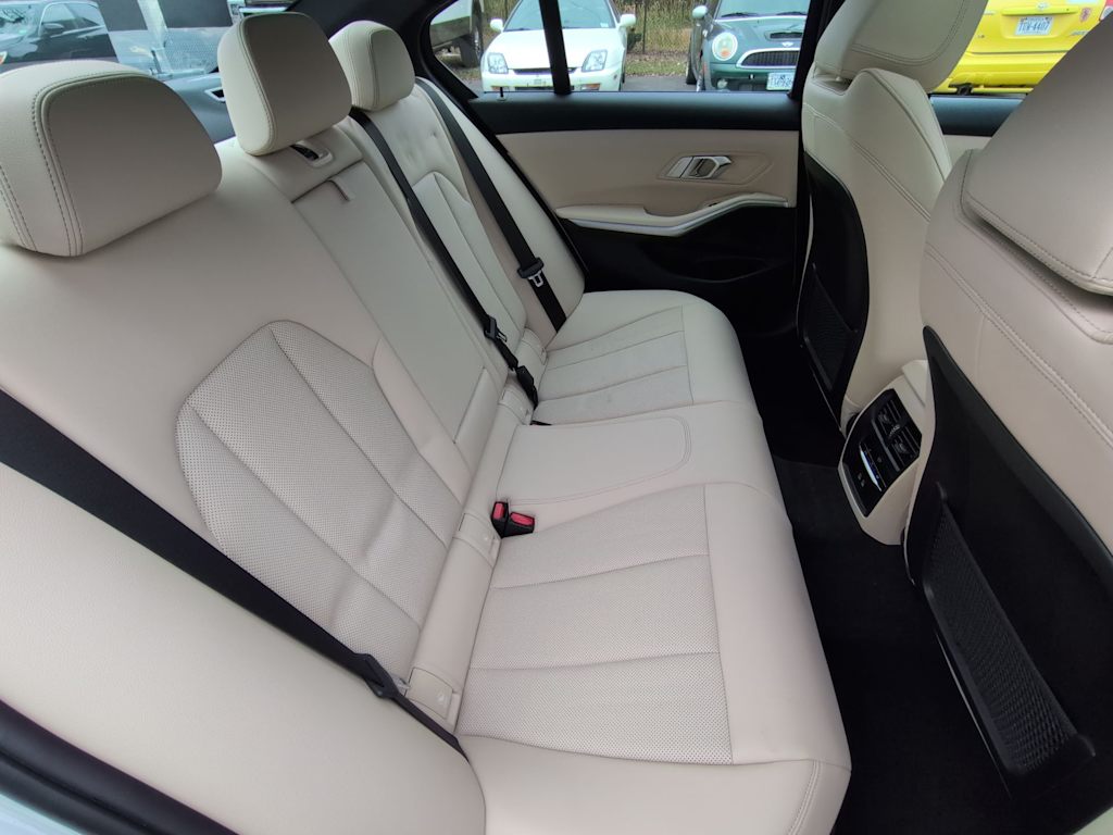 Thumbnail: 2023 BMW 3 Series - 28