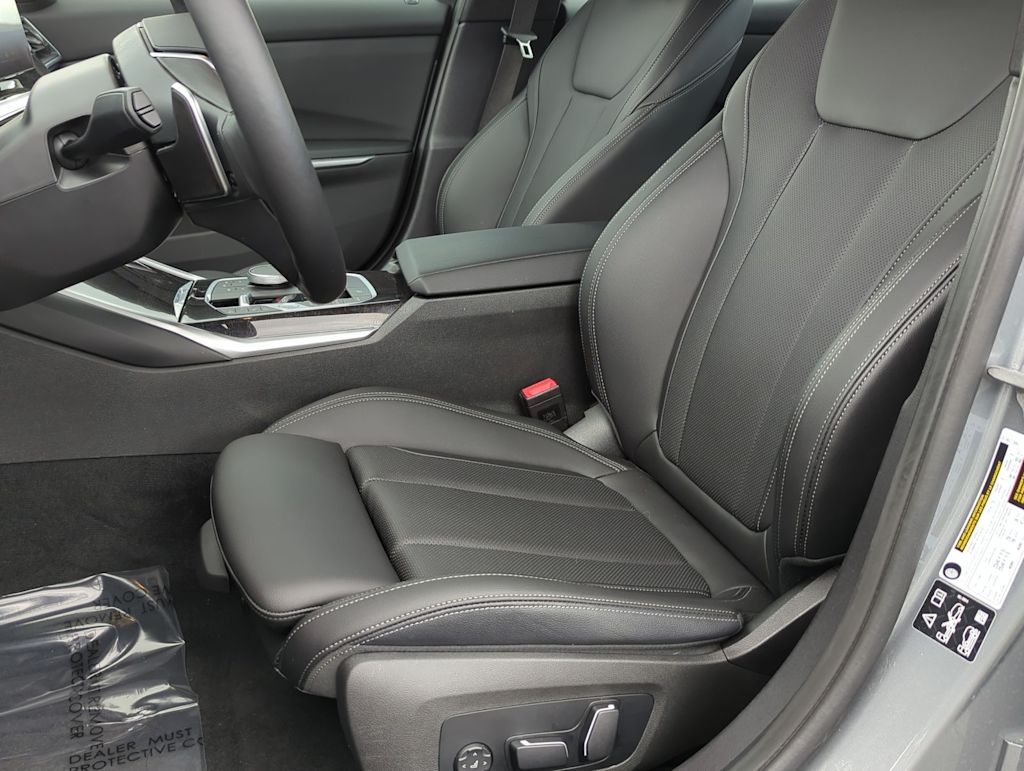 2024 BMW 3 Series 330xi 8