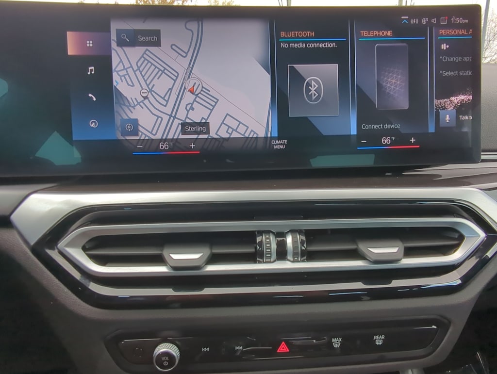 2024 BMW 3 Series 330xi 10