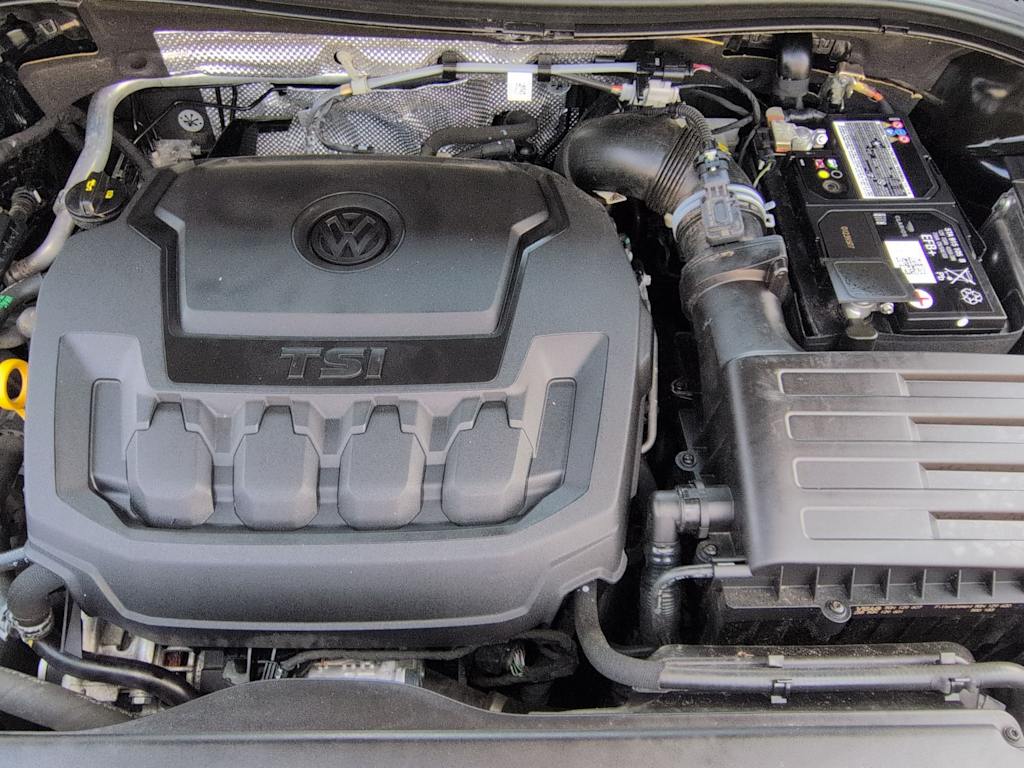 Thumbnail: 2021 Volkswagen Tiguan - 9