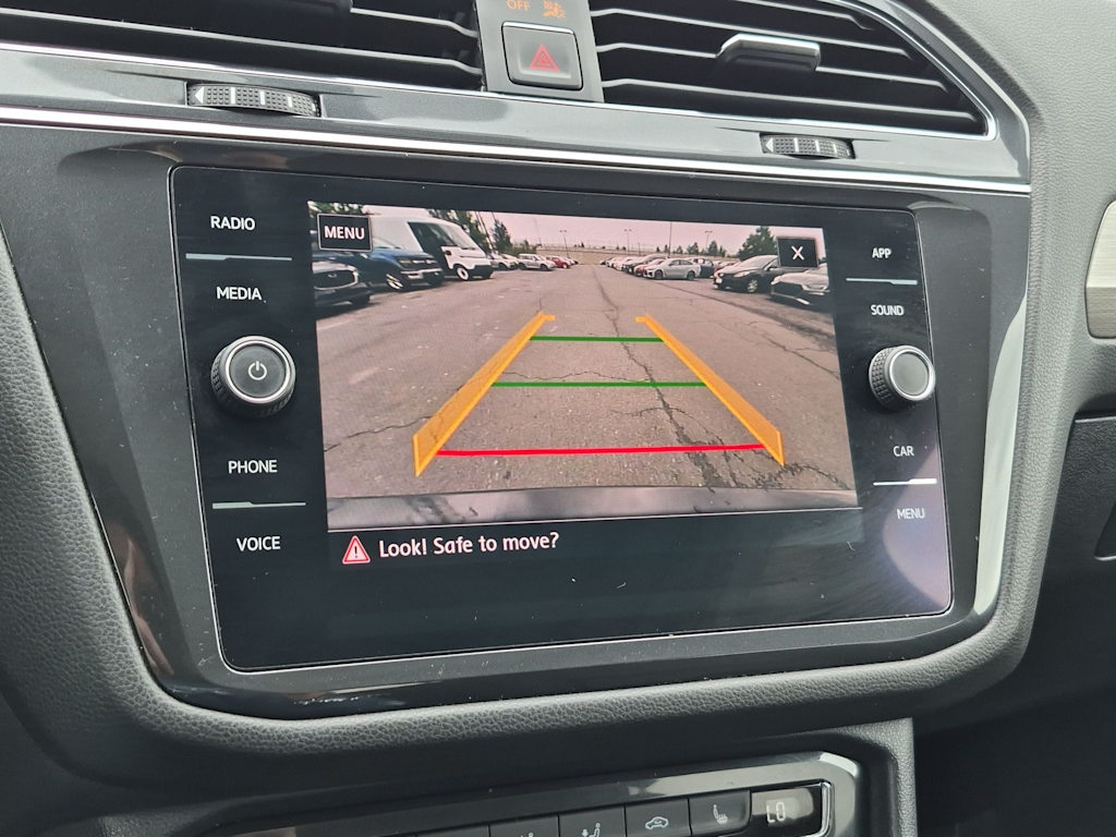 Thumbnail: 2018 Volkswagen Tiguan - 34