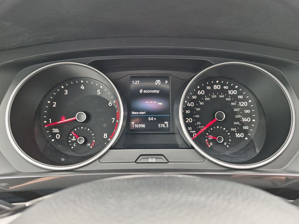Thumbnail: 2018 Volkswagen Tiguan - 16
