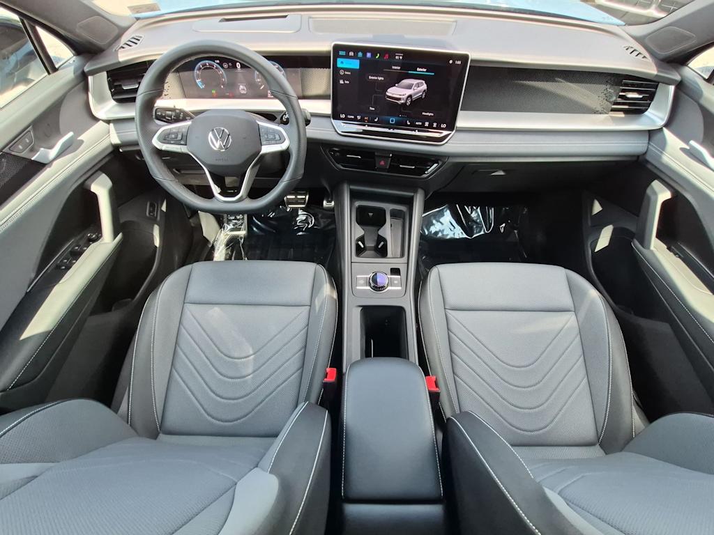 Thumbnail: 2025 Volkswagen Tiguan - 11