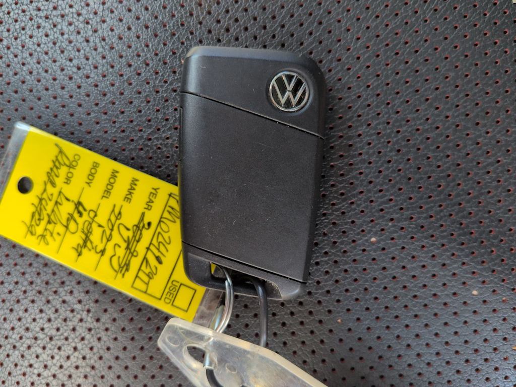 Thumbnail: 2023 Volkswagen Jetta - 19