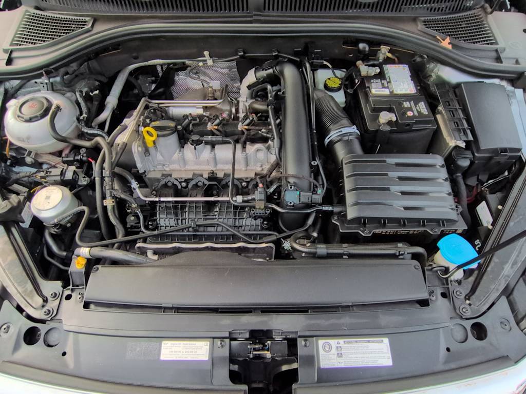 Thumbnail: 2019 Volkswagen Jetta - 8