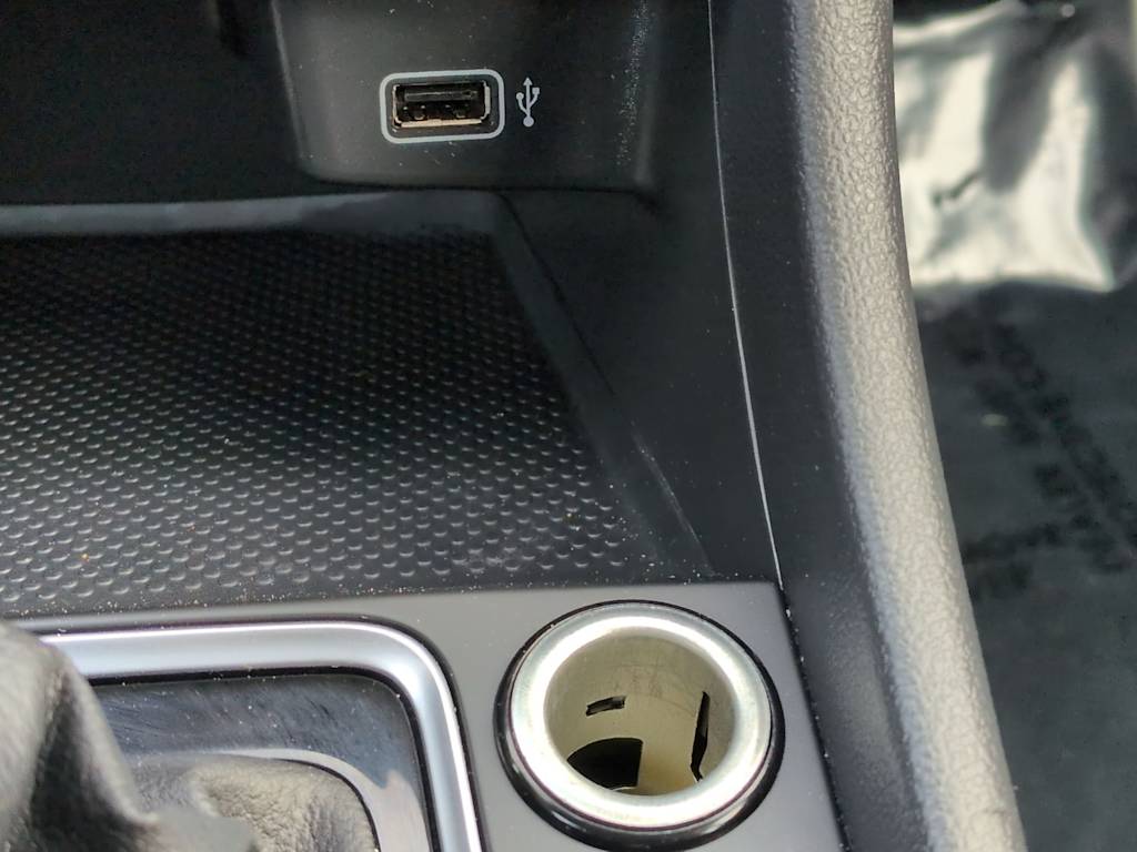 Thumbnail: 2019 Volkswagen Jetta - 14