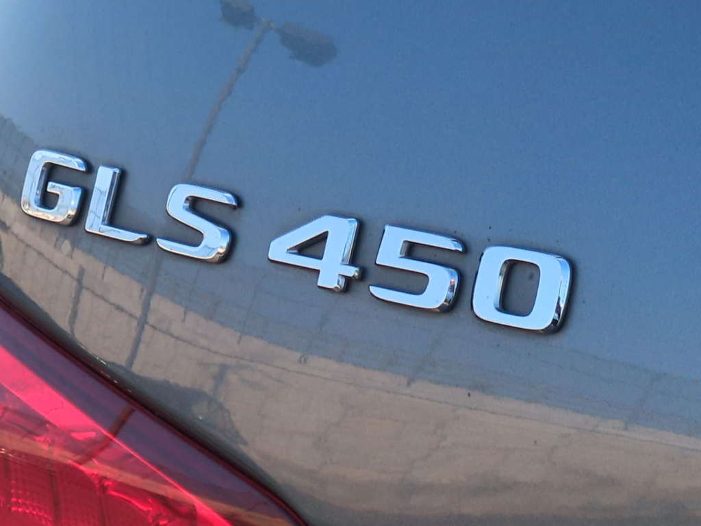 Thumbnail: 2018 Mercedes-Benz GLS - 23