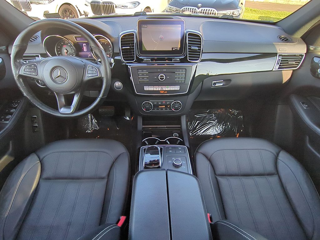 Thumbnail: 2018 Mercedes-Benz GLS - 10