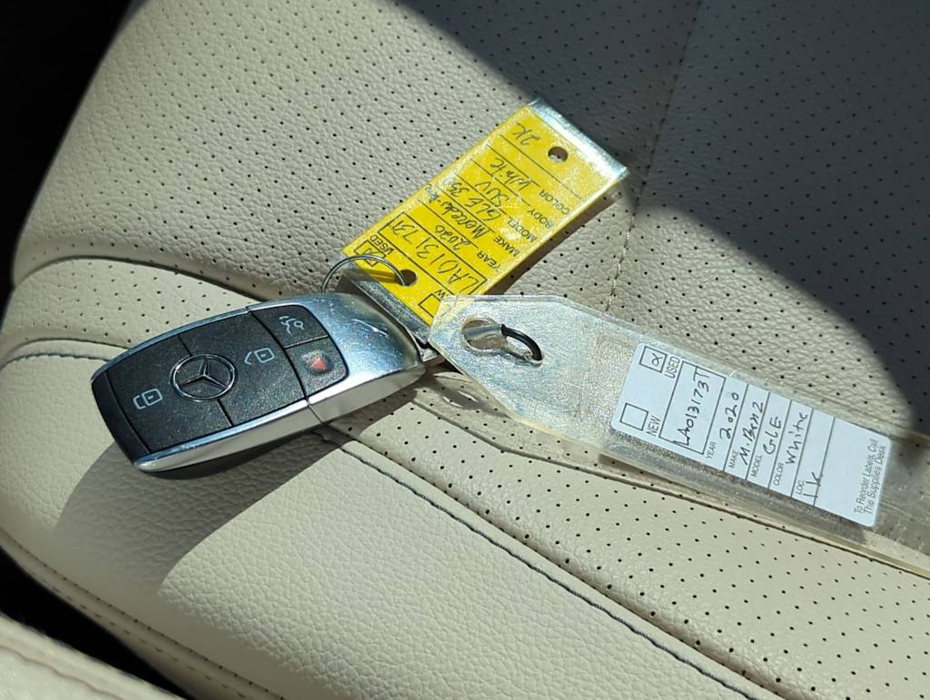 Thumbnail: 2020 Mercedes-Benz GLE - 17