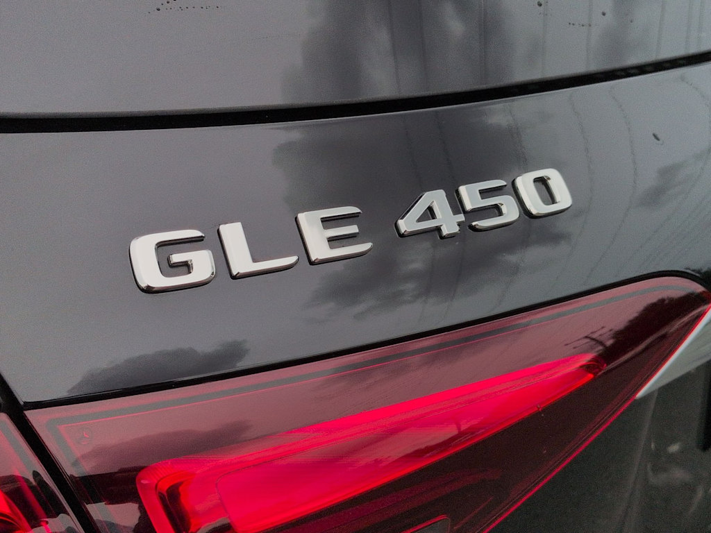 Thumbnail: 2026 Mercedes-Benz GLE - 25
