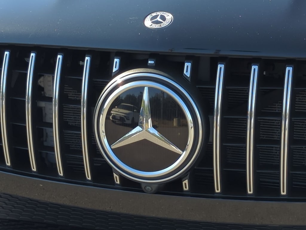 Thumbnail: 2023 Mercedes-Benz GLE - 24