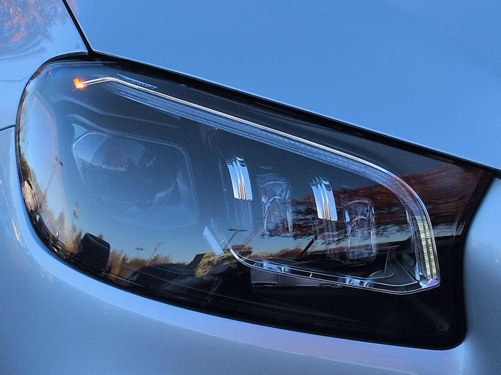 Thumbnail: 2025 Mercedes-Benz GLS - 24