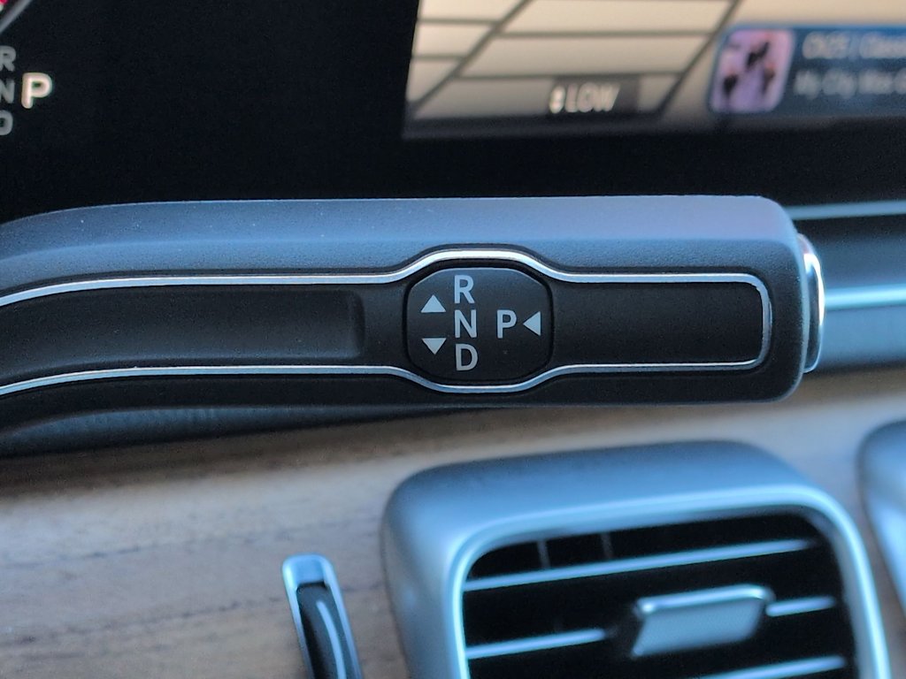 Thumbnail: 2025 Mercedes-Benz GLS - 36