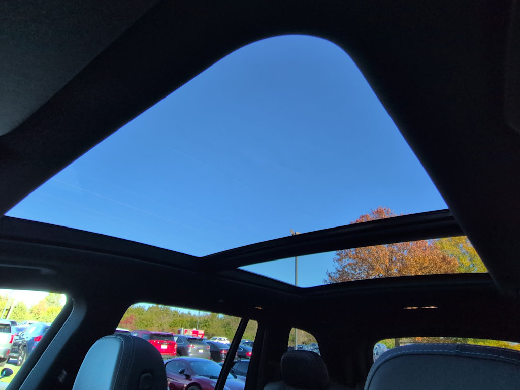 Thumbnail: 2025 Mercedes-Benz GLS - 27