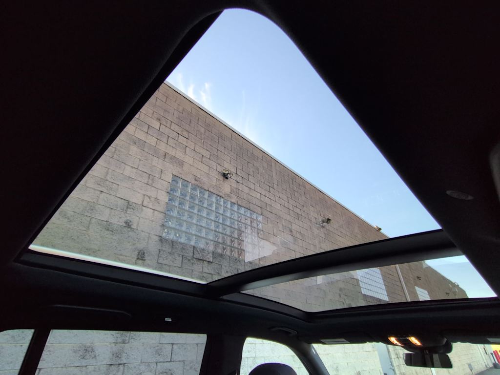 Thumbnail: 2025 Mercedes-Benz GLS - 28