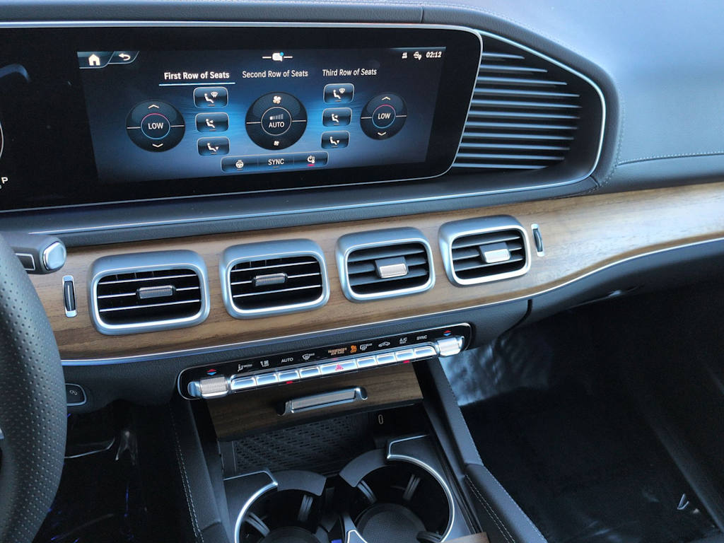 Thumbnail: 2025 Mercedes-Benz GLS - 15