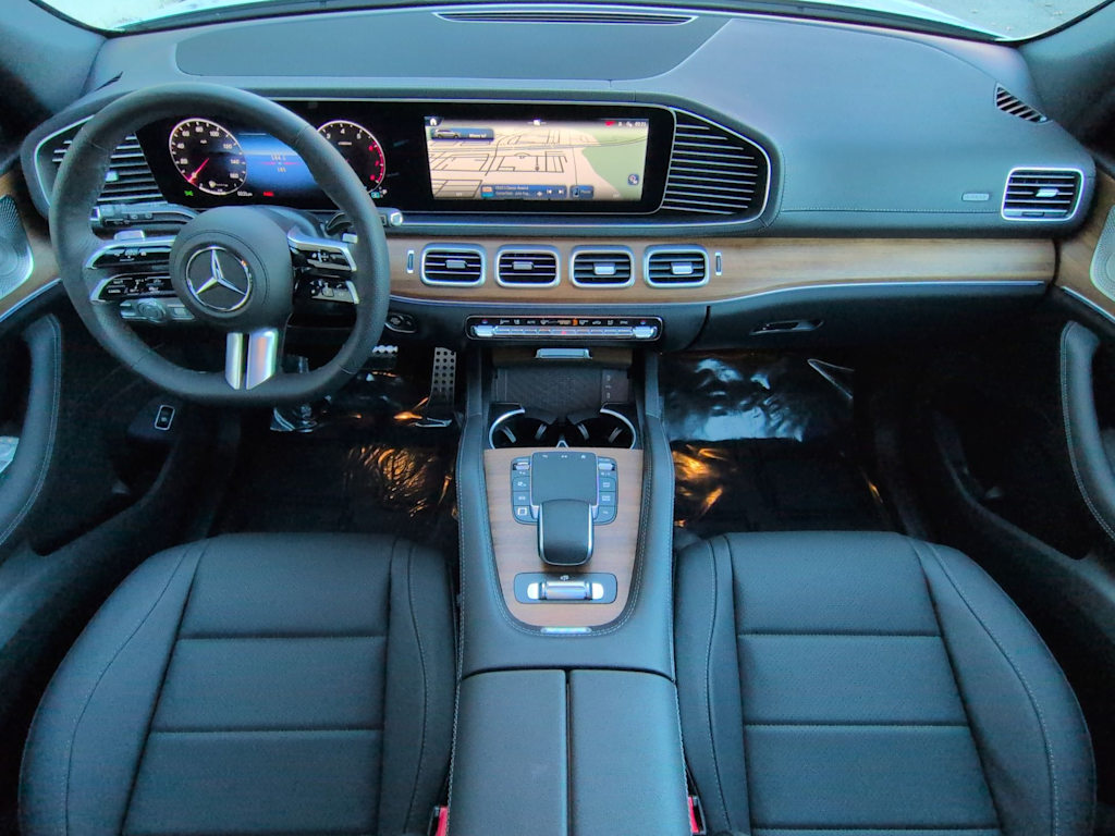 Thumbnail: 2025 Mercedes-Benz GLS - 10