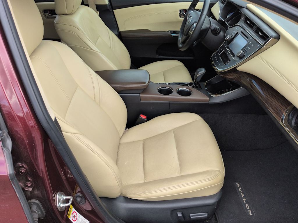 Thumbnail: 2015 Toyota Avalon - 12