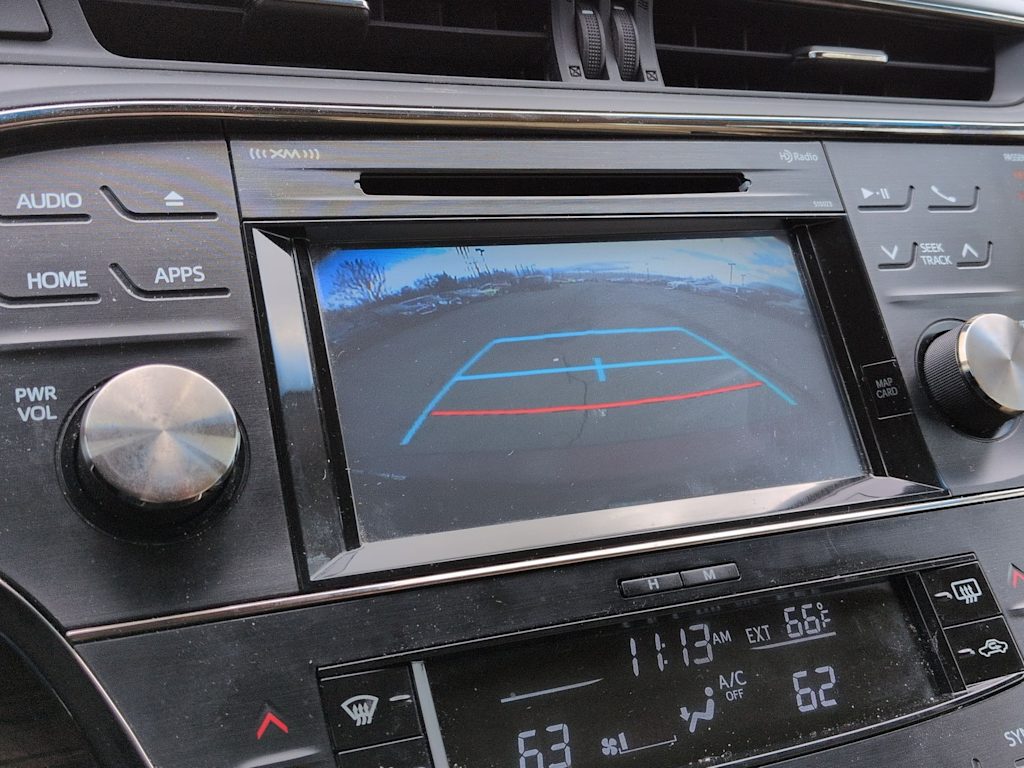 Thumbnail: 2015 Toyota Avalon - 37