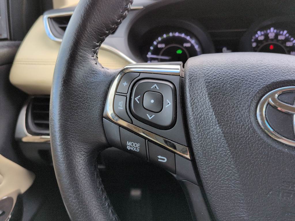 Thumbnail: 2015 Toyota Avalon - 32