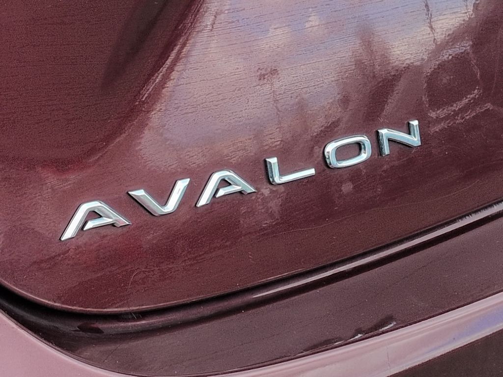 Thumbnail: 2015 Toyota Avalon - 25