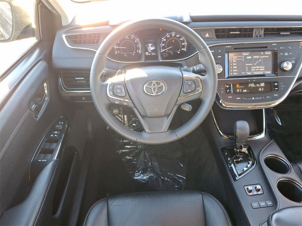 2016 Toyota Avalon XLE 9