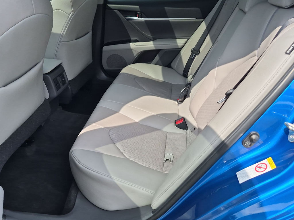 Thumbnail: 2018 Toyota Camry - 13