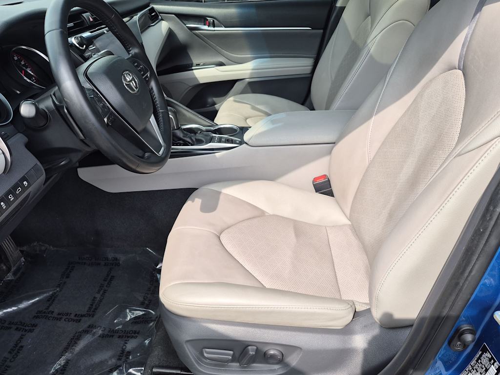 Thumbnail: 2018 Toyota Camry - 11