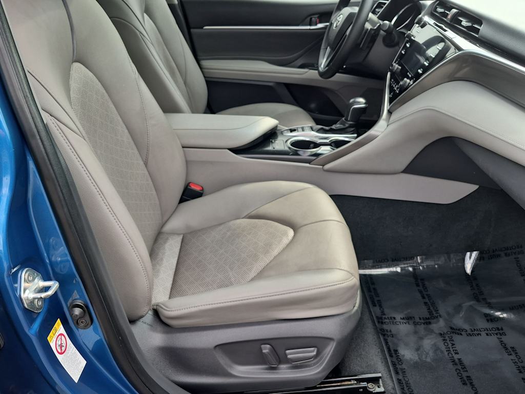 Thumbnail: 2018 Toyota Camry - 31