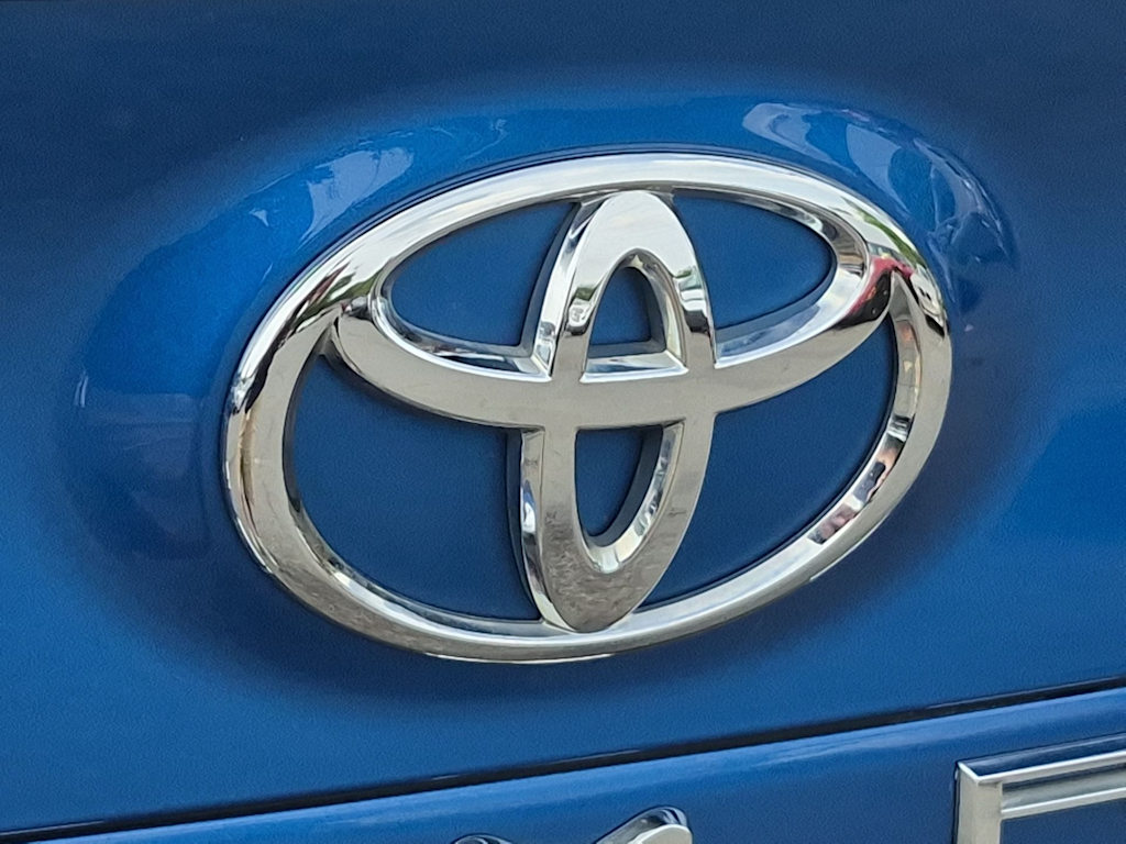 Thumbnail: 2018 Toyota Camry - 7